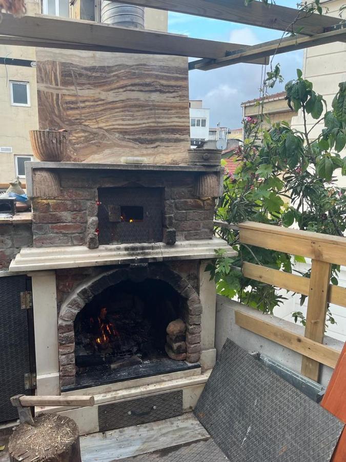 اسطنبول Central Apartment Kadikoy Terrace Bbq Close 2 Block Ferry Bull Metro Nighlife المظهر الخارجي الصورة