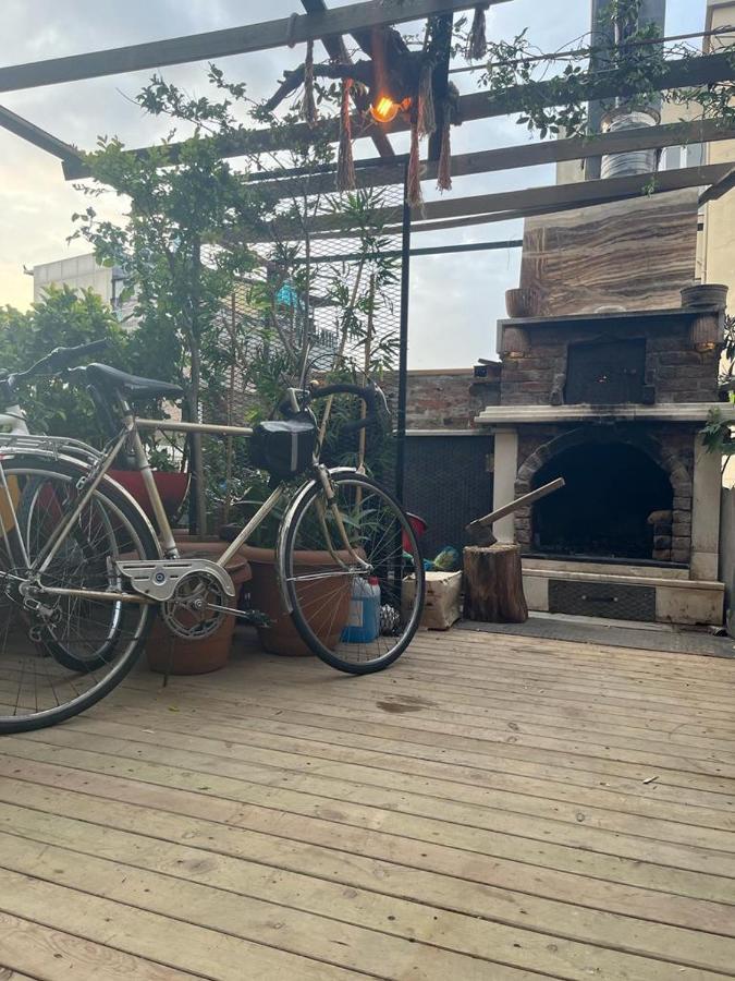 اسطنبول Central Apartment Kadikoy Terrace Bbq Close 2 Block Ferry Bull Metro Nighlife المظهر الخارجي الصورة
