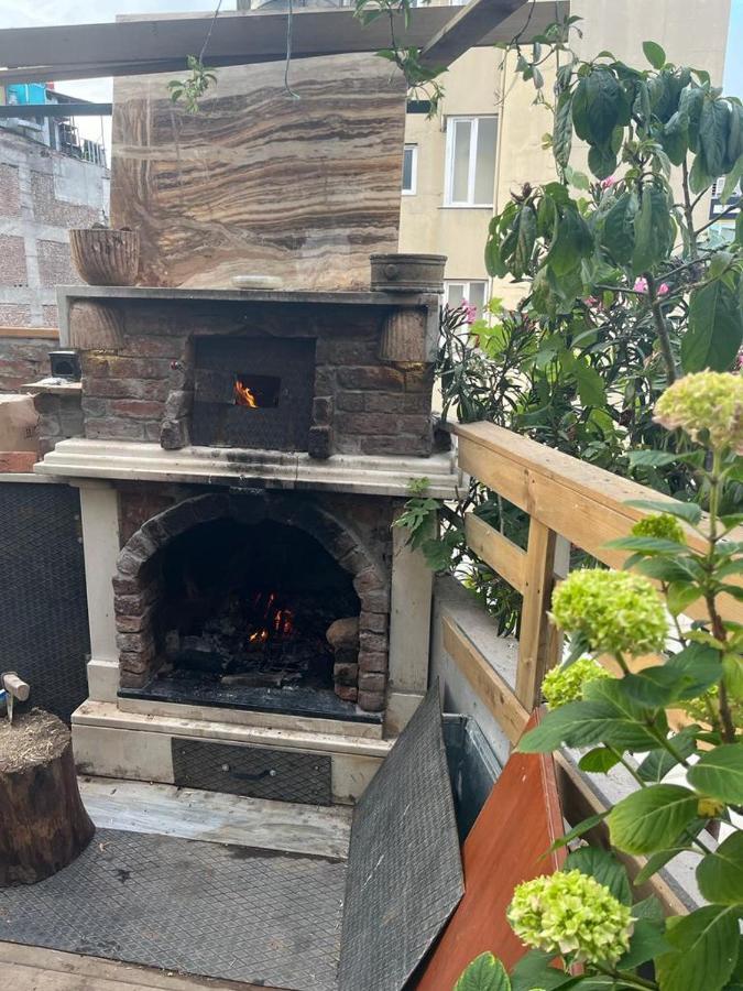اسطنبول Central Apartment Kadikoy Terrace Bbq Close 2 Block Ferry Bull Metro Nighlife المظهر الخارجي الصورة
