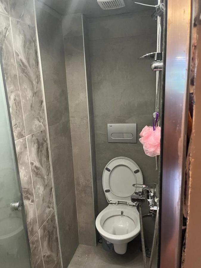 اسطنبول Central Apartment Kadikoy Terrace Bbq Close 2 Block Ferry Bull Metro Nighlife المظهر الخارجي الصورة